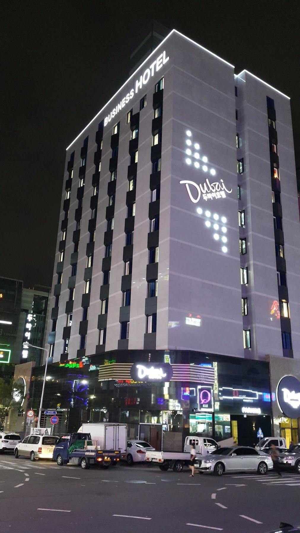 Dubai Hotel Gwangju Metropolitan City Екстериор снимка